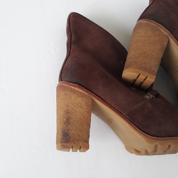 Ugg Calynda Leather Boots Ankle size 8 Brown - Picture 9 of 10